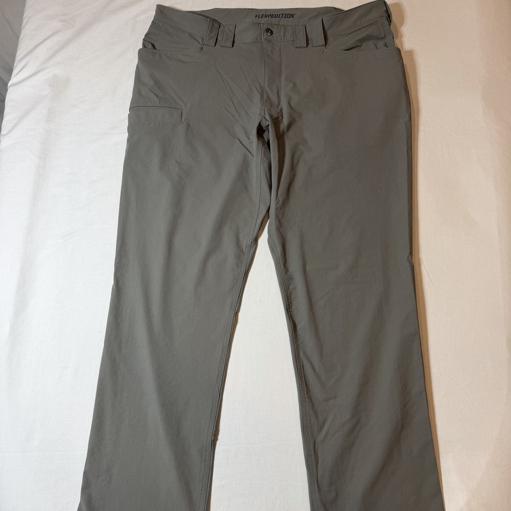 Duluth Trading Pants Mens 40x32 Gray Flexpedition Stretch Nylon Cargo
